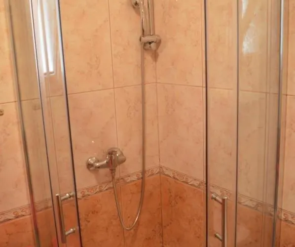 With Garden And Sea-view Apartament